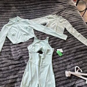 Forever 21 Mint Green Work Out Set